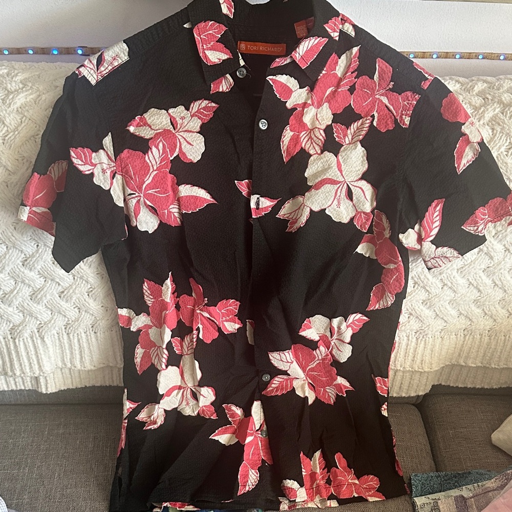 Tori Richard Black and Red Floral Men's Shirt